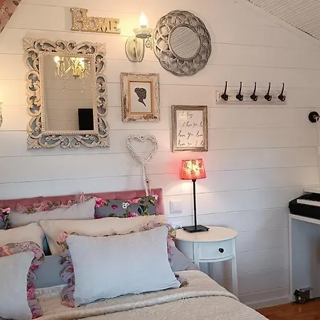 Vintage By The Sea Landsted Palioura
